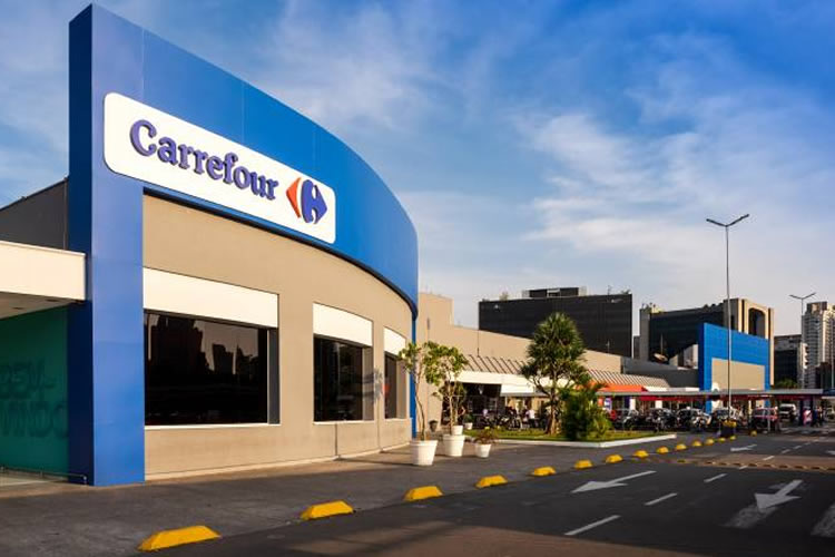 Carrefour vai capacitar 25 mil profissionais de TI de graça. Inscreva-se